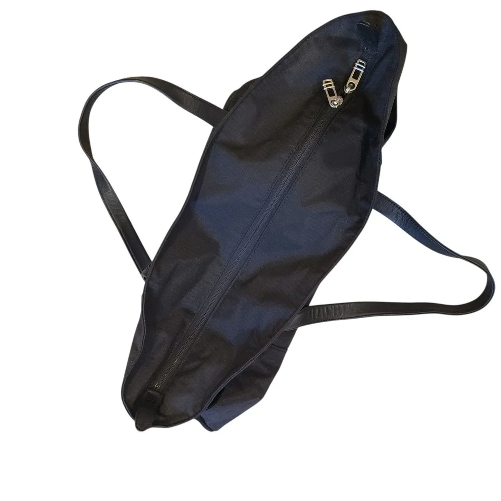 Tumi Black Nylon Tote Bag Travel Carry On‎ Shoulder Bag Zip Top Leather Trim
